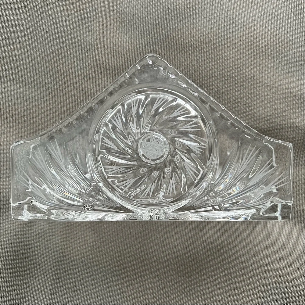 Vintage American Cut Clear Glass Pinwheel Cut Pattern Napkin Holder EXCELLENT
